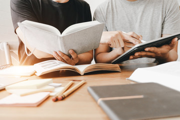 乒乓球球在对面可以触桌几次