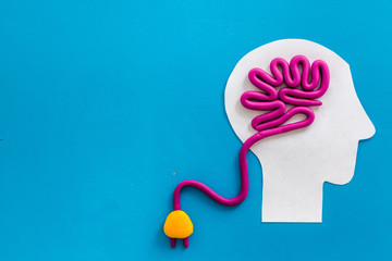 乒乓球球在对面可以触桌几次