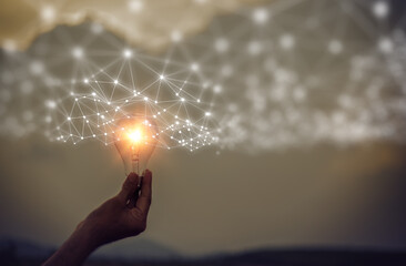 乒乓球球在对面可以触桌几次